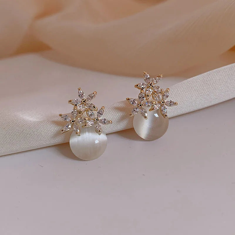 Flower Rhinestones Opal Stud Earrings for Women Small Exquisite Sweet Advanced Earring Charms Jewelry Gifts Wholesale C
