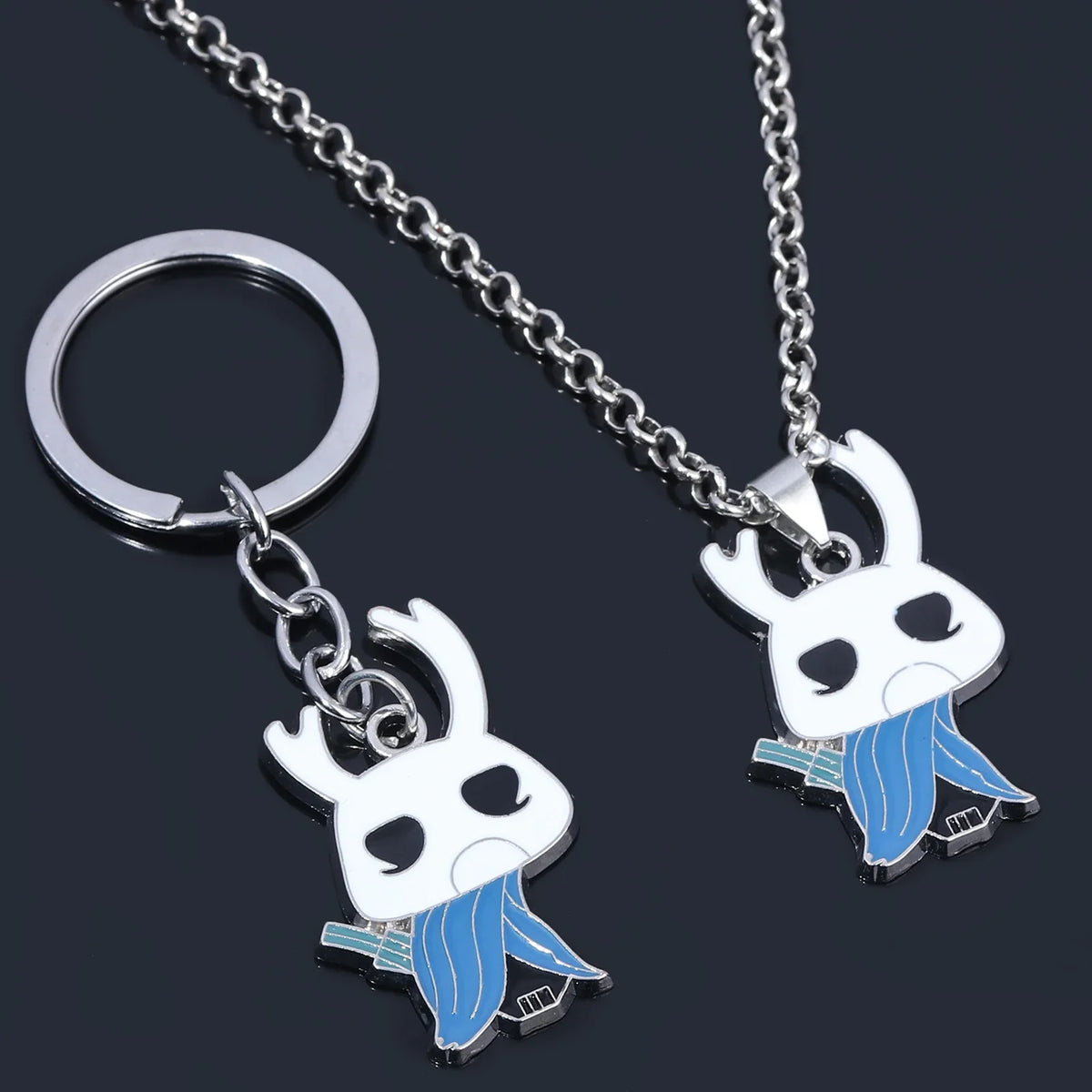Game Hollow Knight Keychain The Grimm Theater Master Metal Keychain Pendant Game Peripheral Jewelry Unisex Keychain Pendant