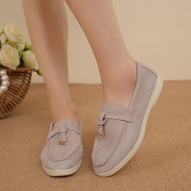 Comfortable Spring and Autumn New Large Size Soft Sole Women's Shoes British Style Fashion Flat Shoes Comfortable Casual Shoes