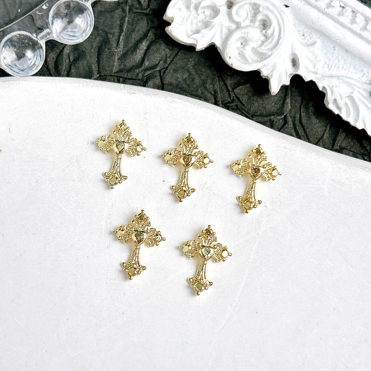 20PCS 3D Light Luxury Classic Cross Nail Charms Creative Exquisite Retro Alloy Cross Nail Art Decorations for DIY Cool Manicure