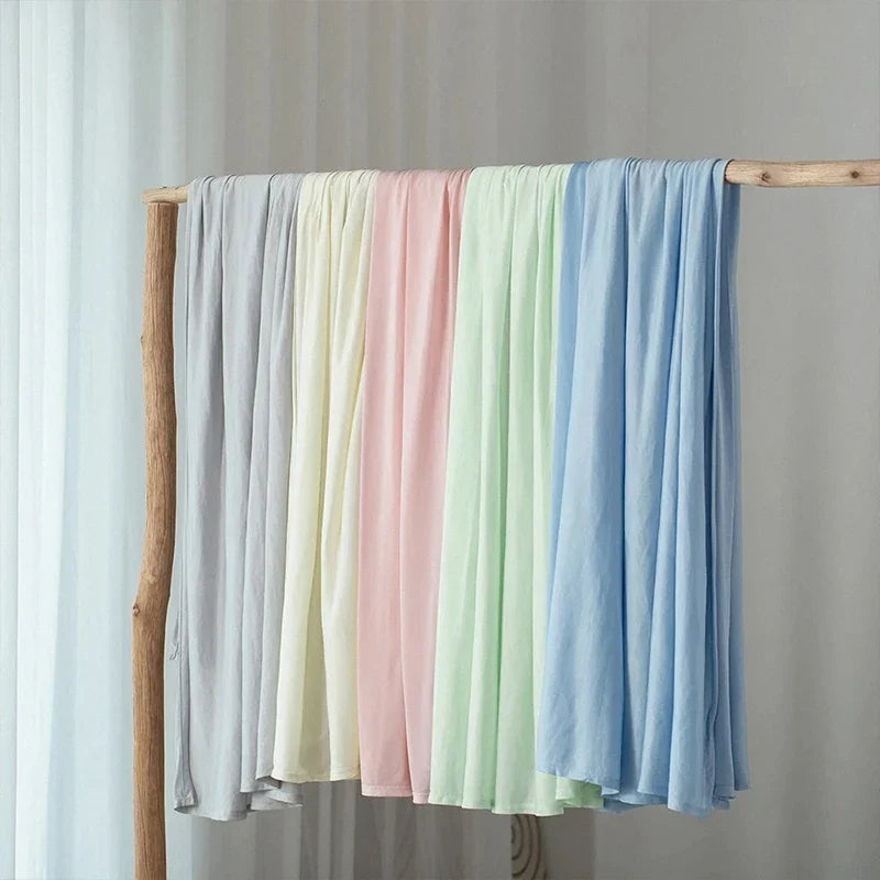 Summer Blanket Ice Silk Cooling Blanket Lightweight Breathable Air Condition Cooling Quilt Skin-friendly Duvet Comforter