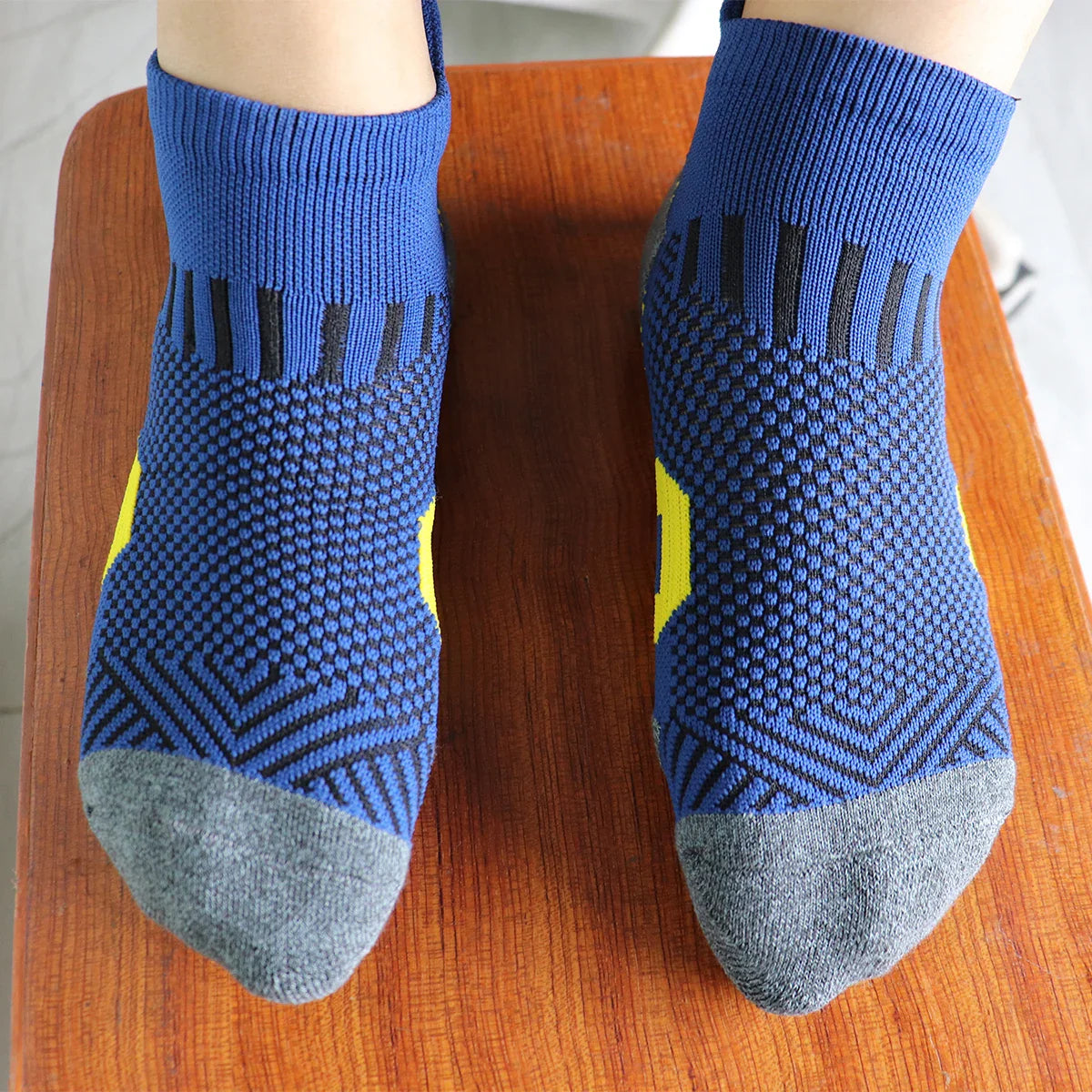 Non-Slip Sports Socks with Thickened Towel Bottom for Performance