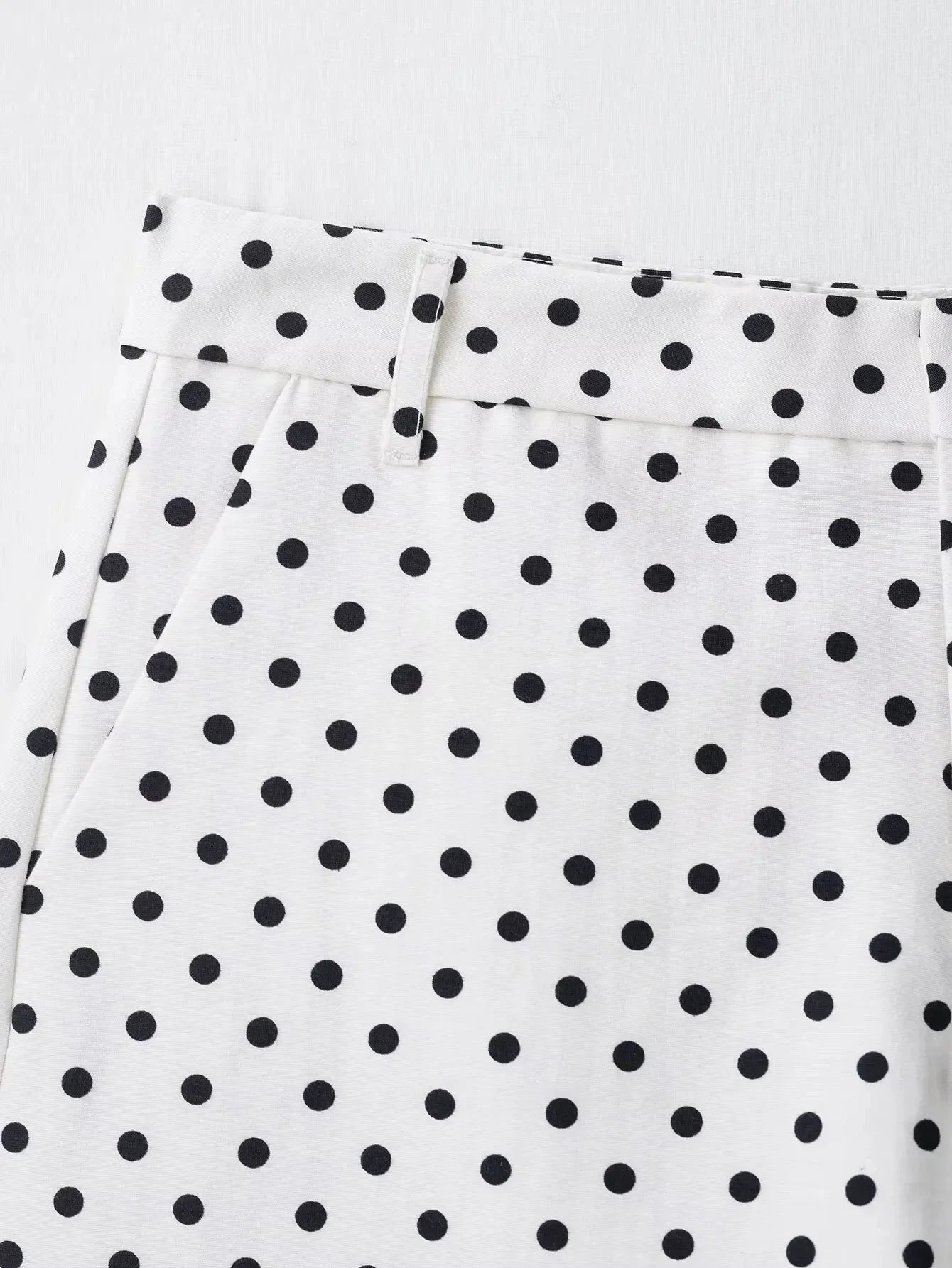 HH Fashion Women's Polka Dot Print Short Coats Autumn Long Sleeves Turtleneck Zipper With Pockets Drawstring Casual Jacket