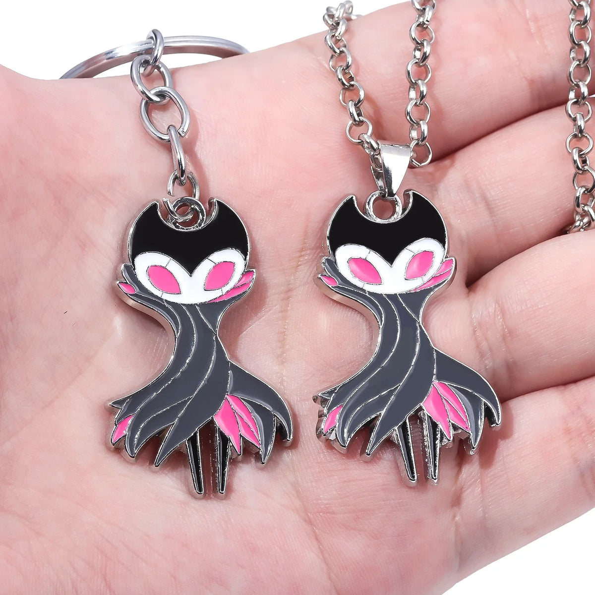 Game Hollow Knight Keychain The Grimm Theater Master Metal Keychain Pendant Game Peripheral Jewelry Unisex Keychain Pendant
