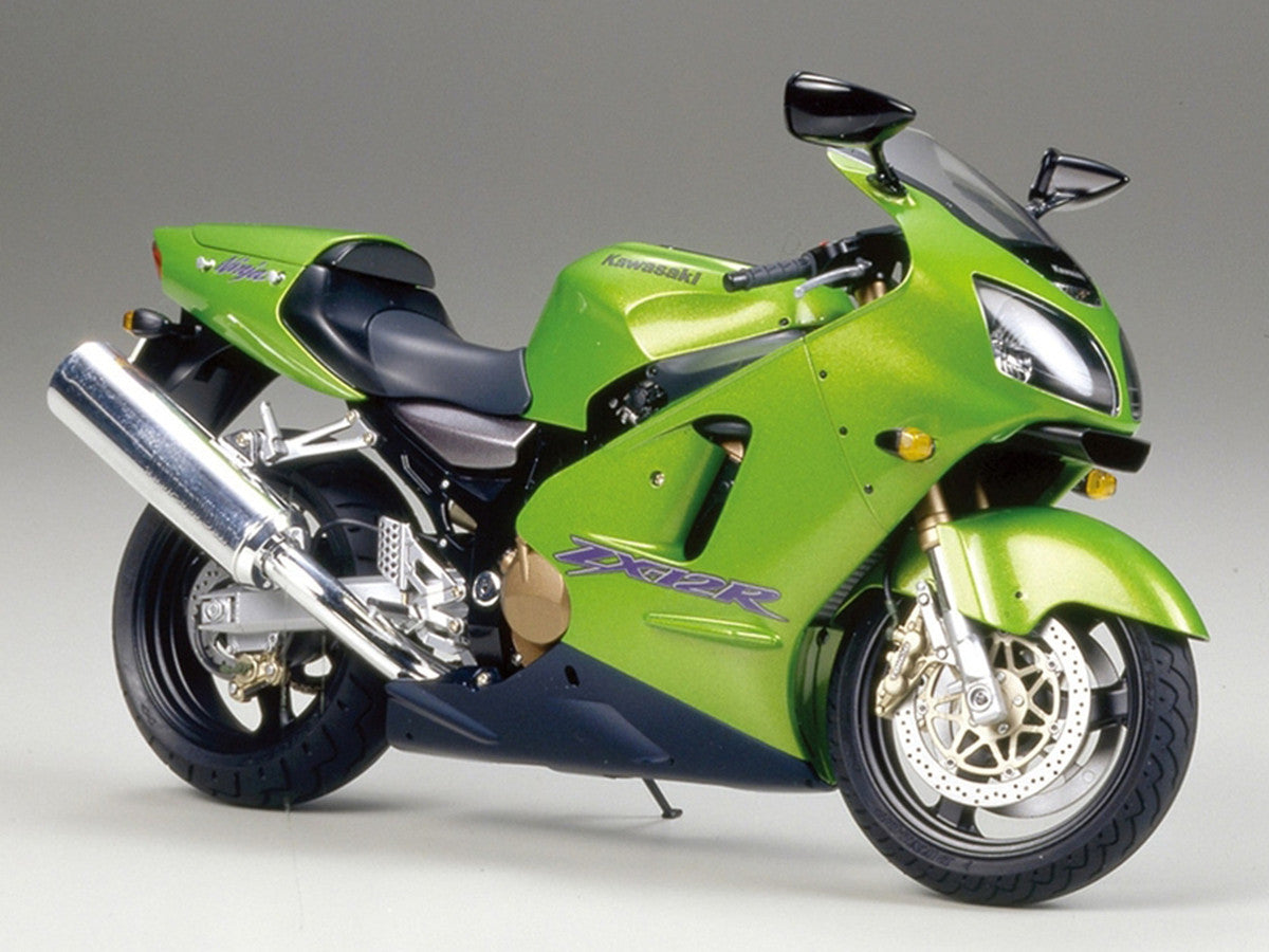 Model Kit Kawasaki Ninja ZX-12R Motorcycle 1/12 Scale Model by Tamiya