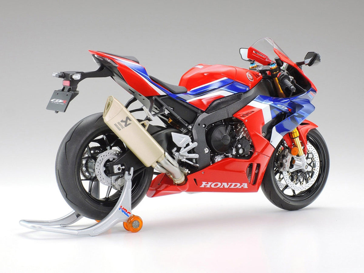 Model Kit Honda CBR1000RR-R Fireblade SP Motorcycle 1/12 Scale Model by Tamiya