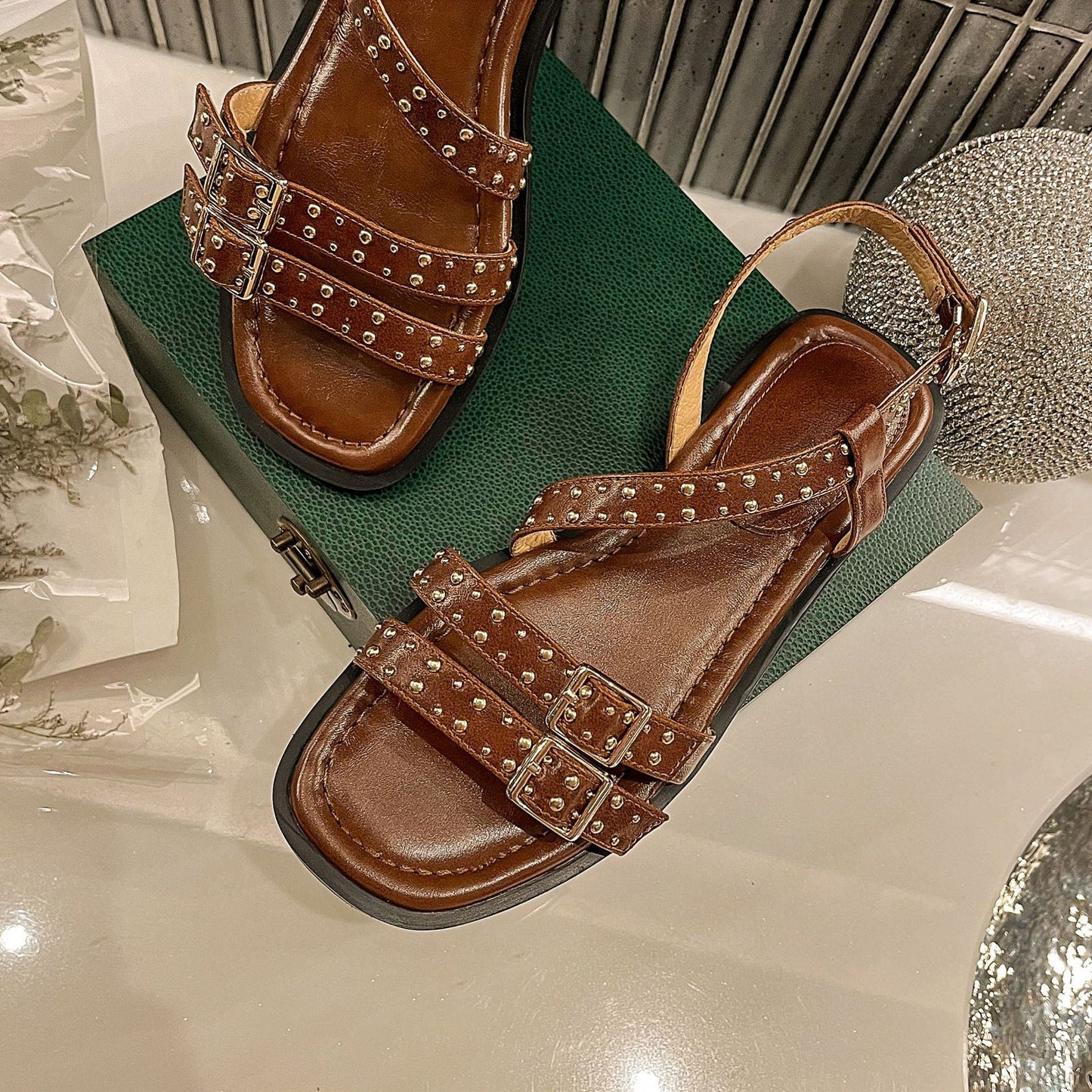 2023 Summer European Style Women's Leather Sandals
