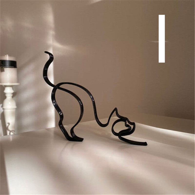 Simple Metal Dog Art Sculpture Decoration