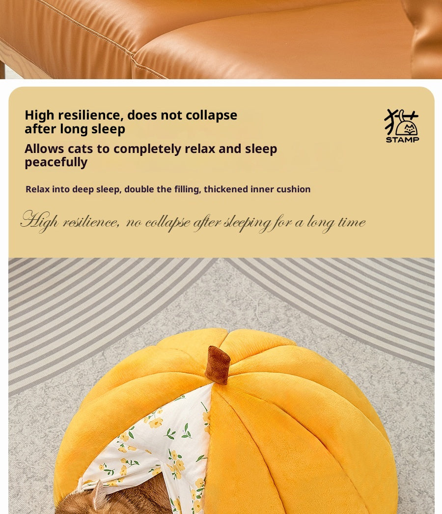 Pumpkin-shaped Cat Bed