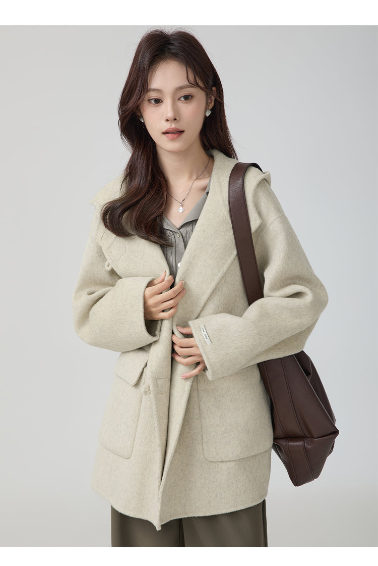 High-grade Short Hooded Woolen Coat