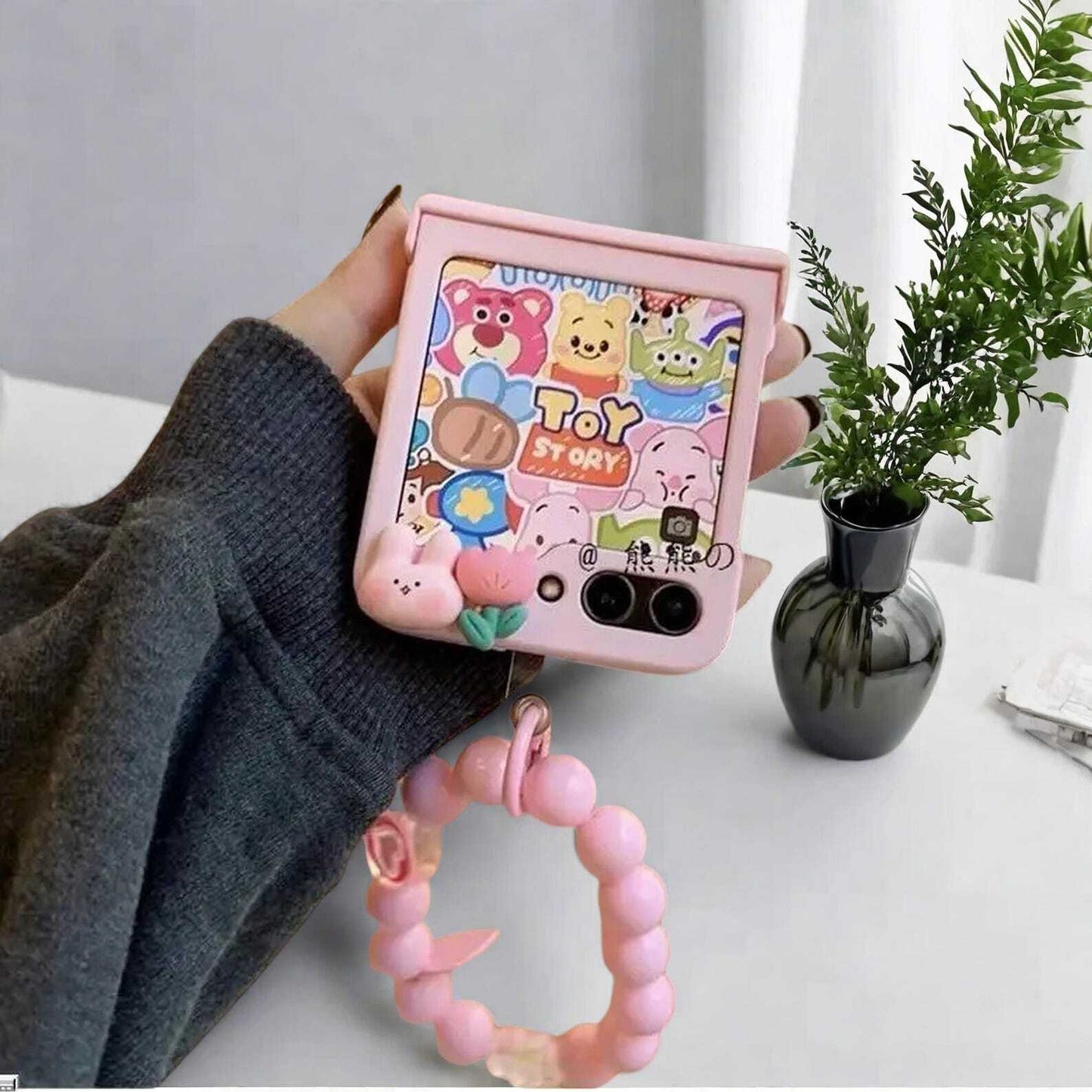 Cute Rabbit Bracelet Hinge Case for Samsung Galaxy Z Flip 3 4 5 6 - Stylish Protective Cover with Secure Chain Grip for Zflip5 Zflip6